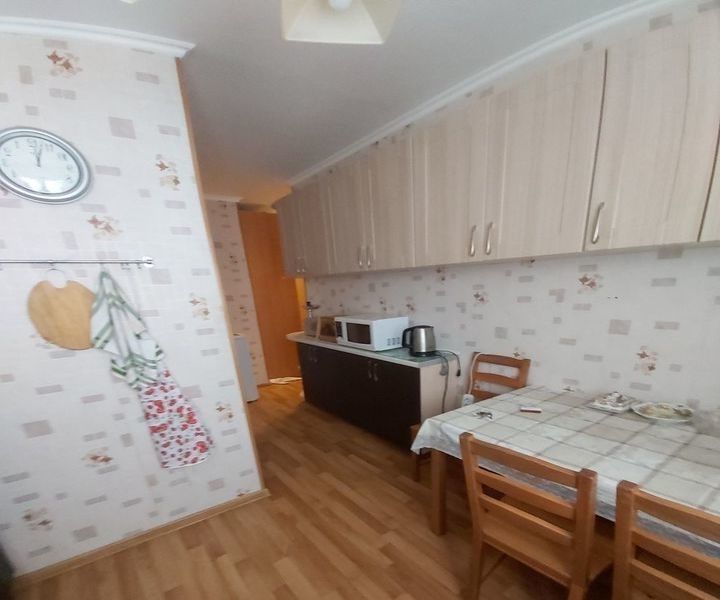 В квартире сдается комната.