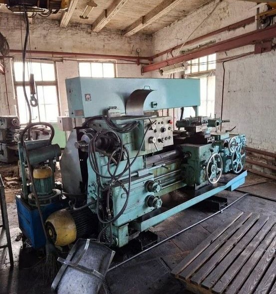 1Е365Б токарно револьверный станок